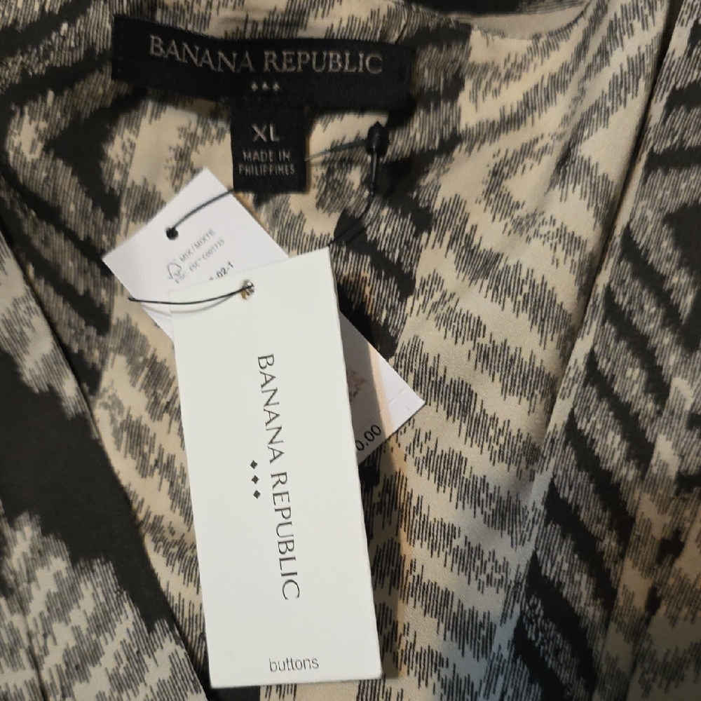 Banana Republic Black and Cream Geometric Blouse